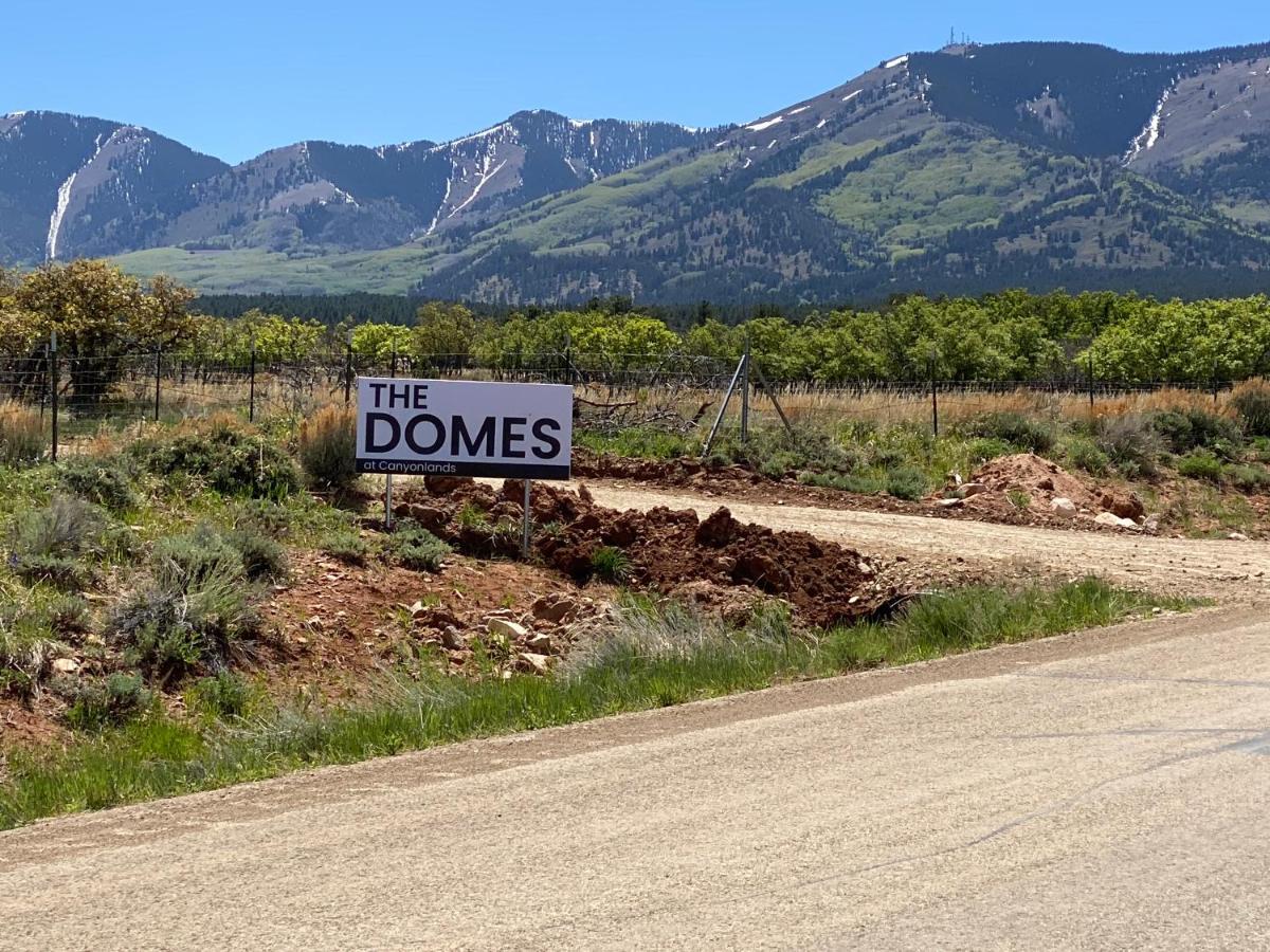 Canyon Rim Domes - A Luxury Glamping Experience!! Monticello Εξωτερικό φωτογραφία