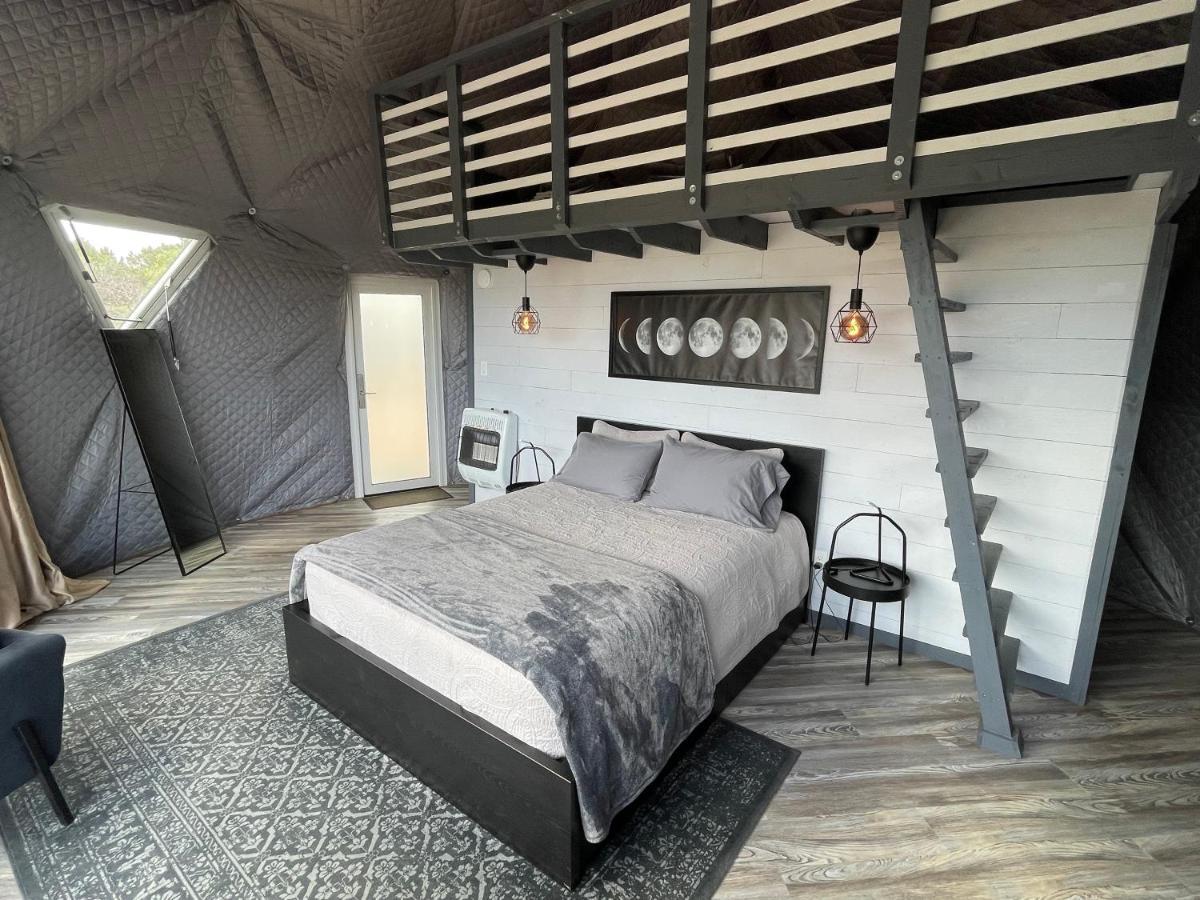 Canyon Rim Domes - A Luxury Glamping Experience!! Monticello Εξωτερικό φωτογραφία